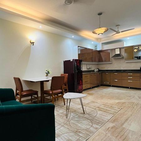 Olive Serviced Apartments - New Friends Colony Ню Делхи Екстериор снимка