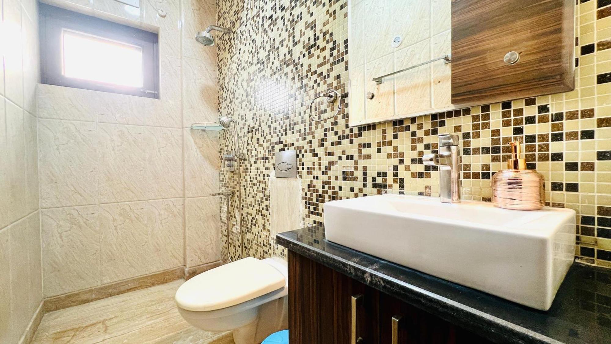 Olive Serviced Apartments - New Friends Colony Ню Делхи Екстериор снимка