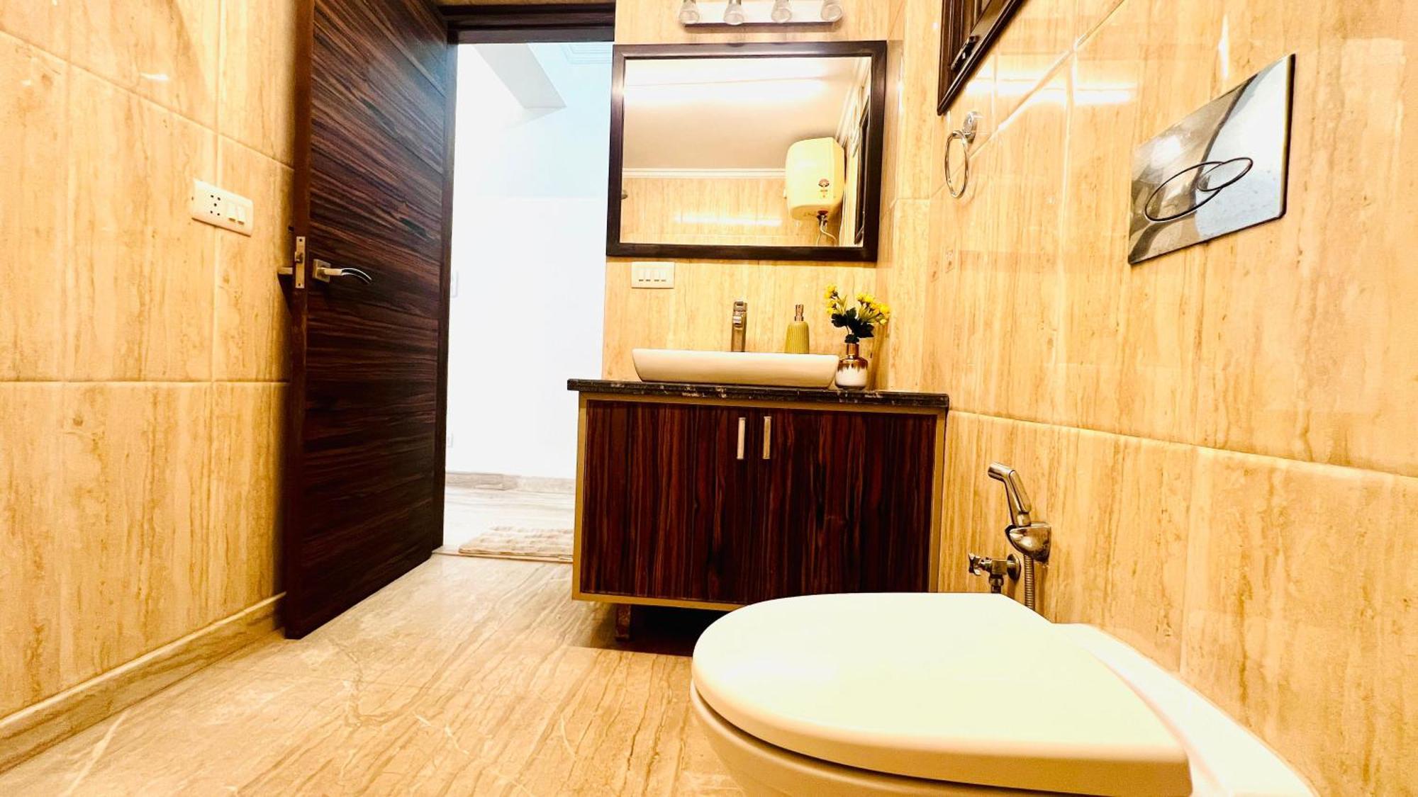 Olive Serviced Apartments - New Friends Colony Ню Делхи Екстериор снимка