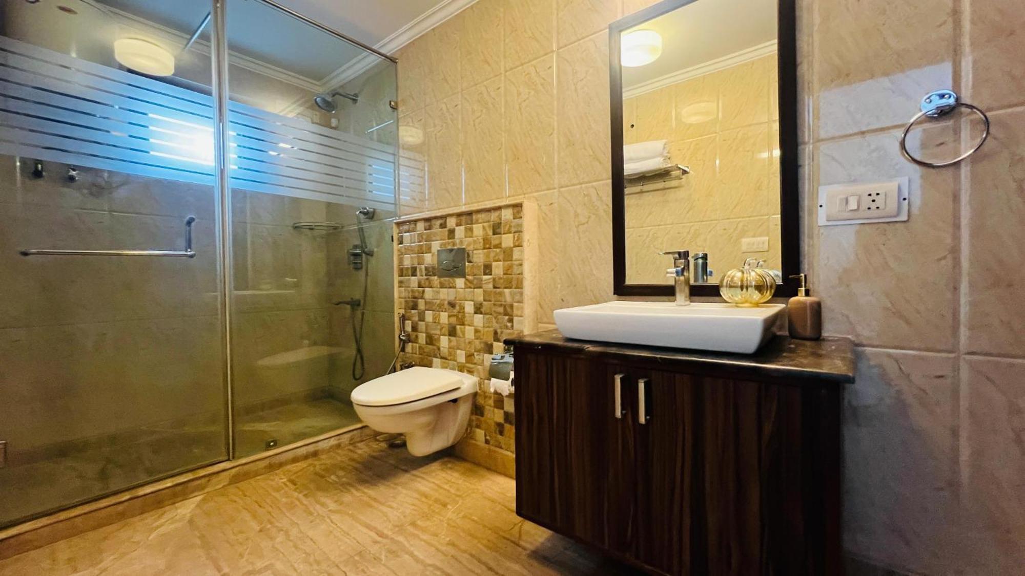 Olive Serviced Apartments - New Friends Colony Ню Делхи Екстериор снимка