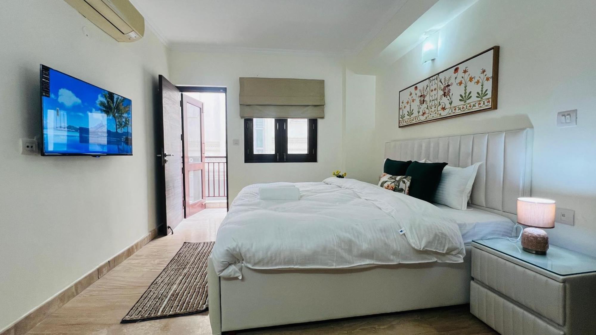 Olive Serviced Apartments - New Friends Colony Ню Делхи Екстериор снимка