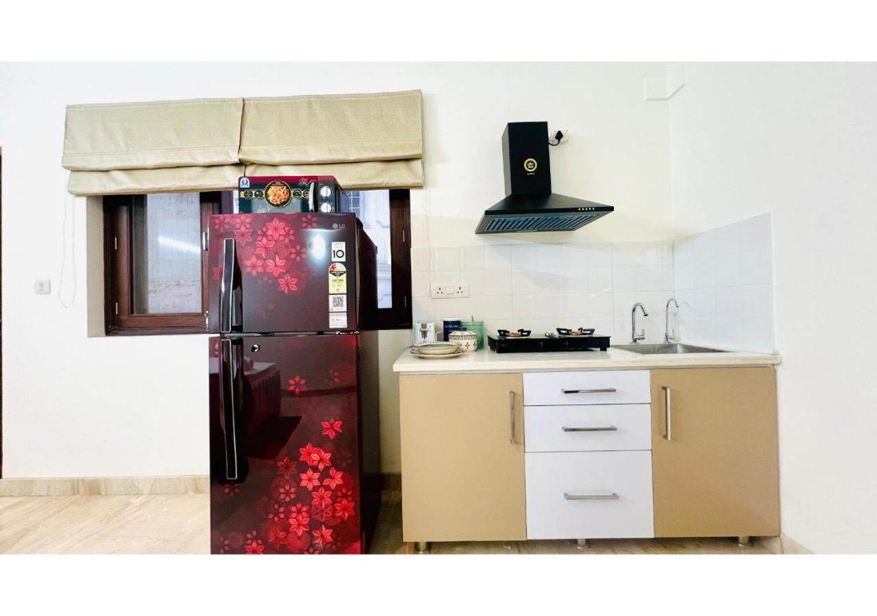 Olive Serviced Apartments - New Friends Colony Ню Делхи Екстериор снимка